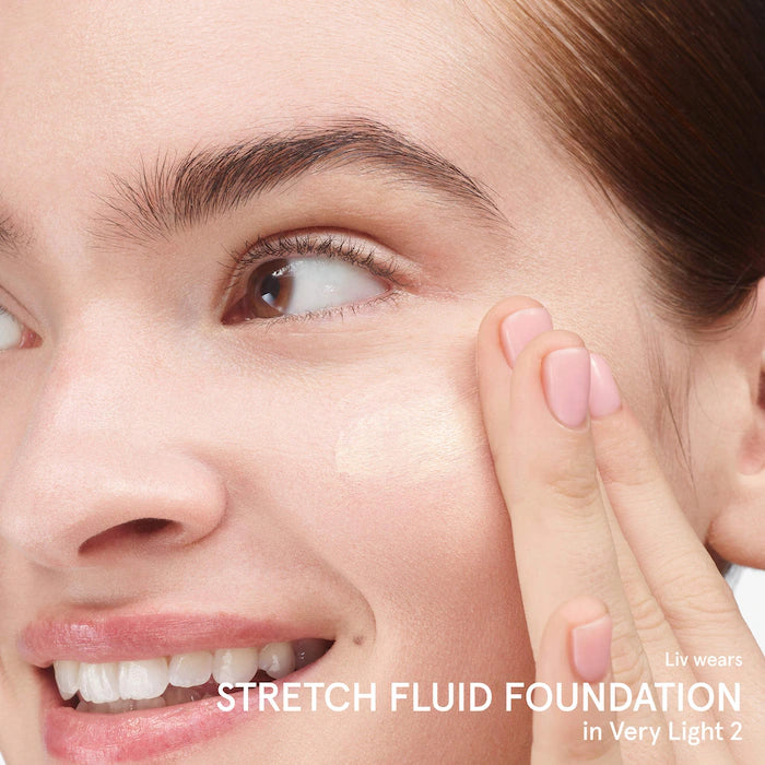 Stretch Fluid Foundation for Buildable Coverage (Base De Maquillaje)