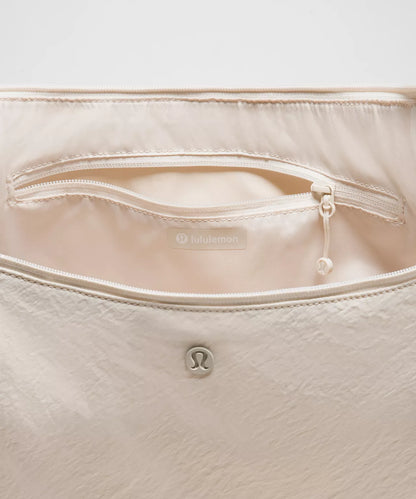 Large Slouchy Sling Bag 13L