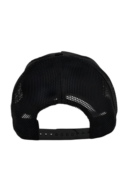 District Trucker Hat Gorra