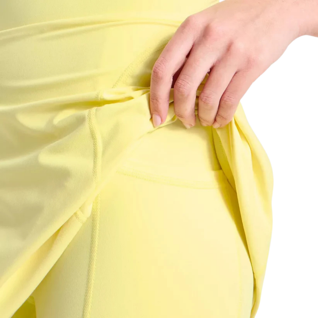 Cinch Back Active Dress (Vestido Deportivo)