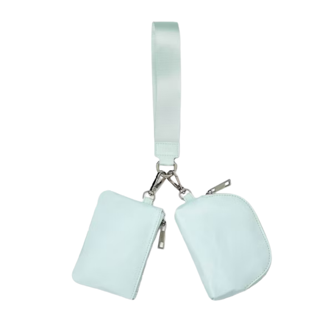 Wristlet Pouch (Bolso De Mano Con Llavero Multifuncional)