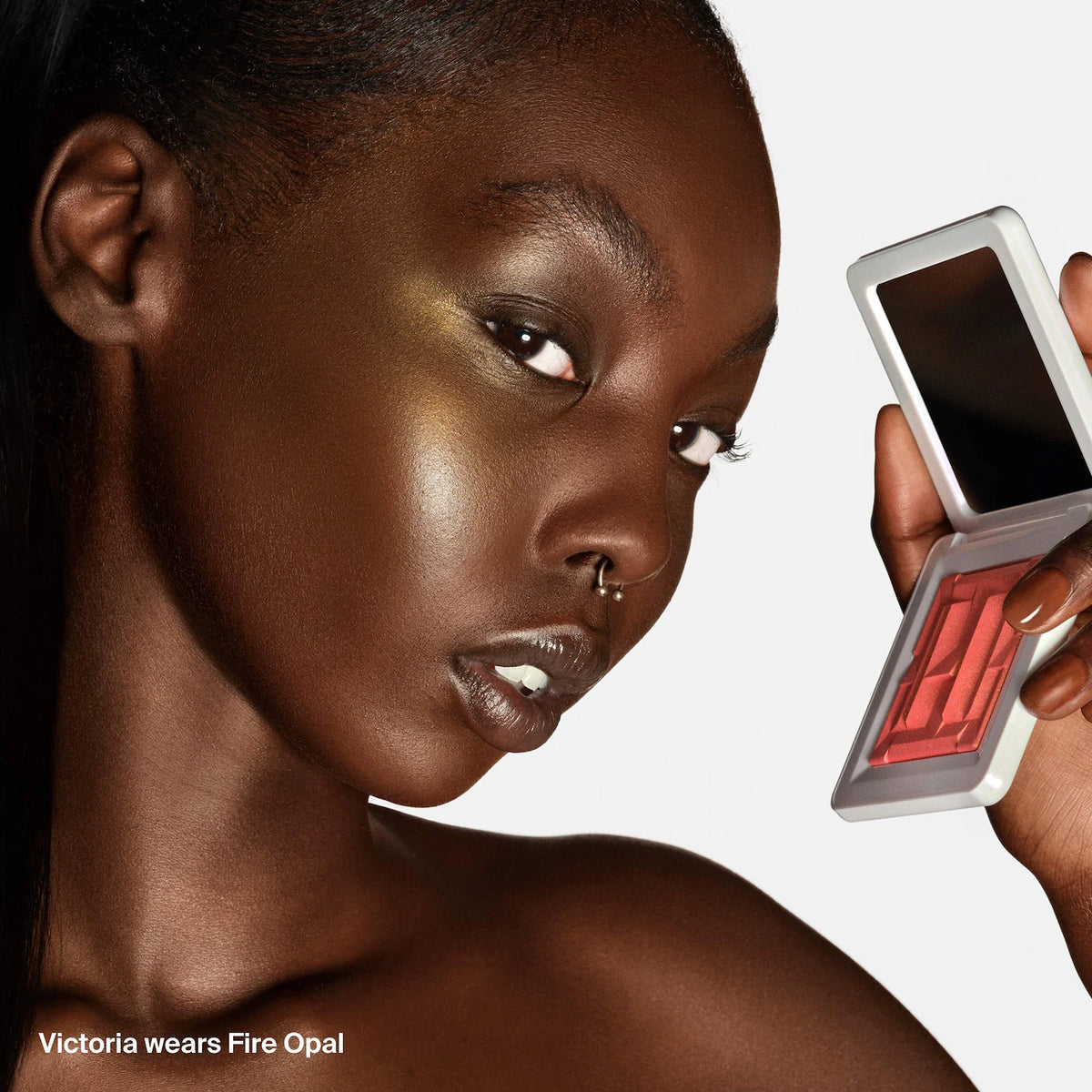 Radiant Gel Powder Highlighter Bio (Iluminador)