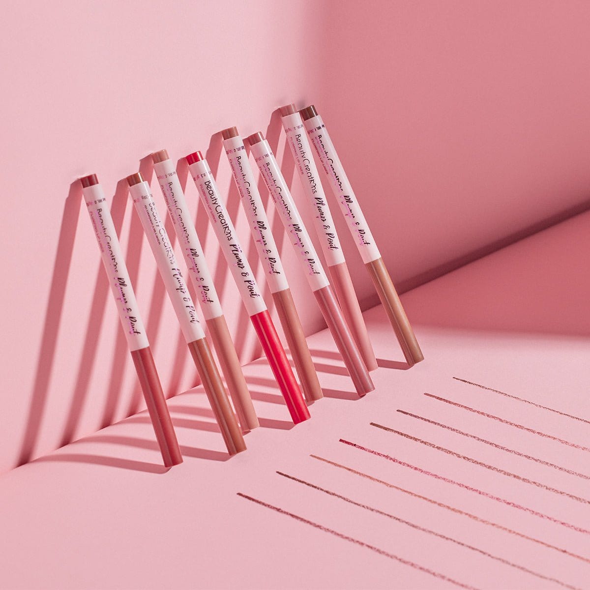 Plumping Lip Liner (Brillo Voluminizador En Barra)