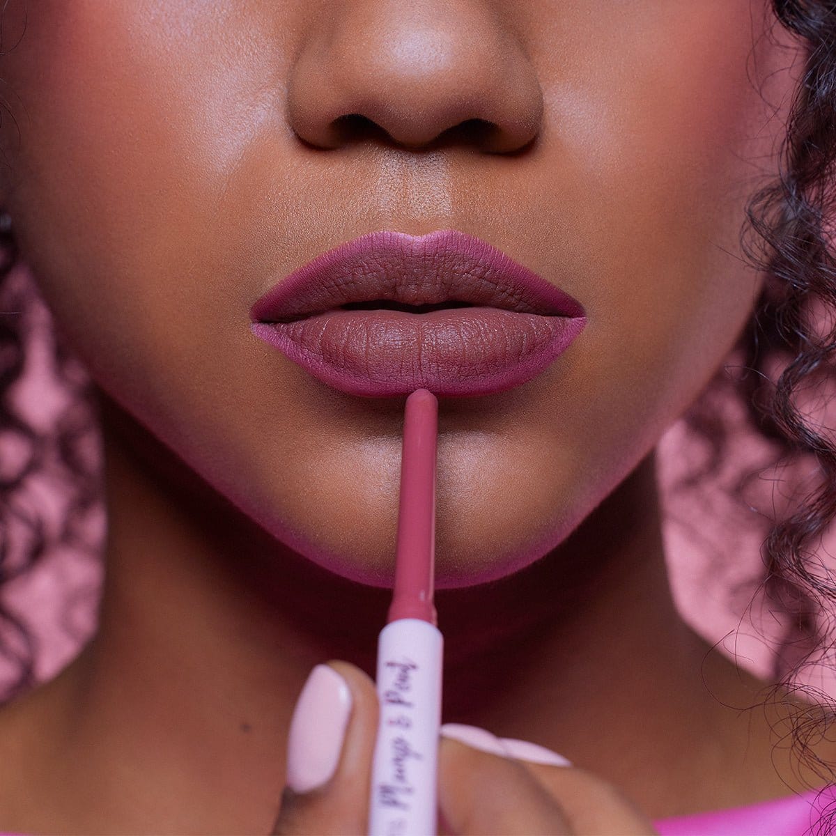 Plumping Lip Liner (Brillo Voluminizador En Barra)