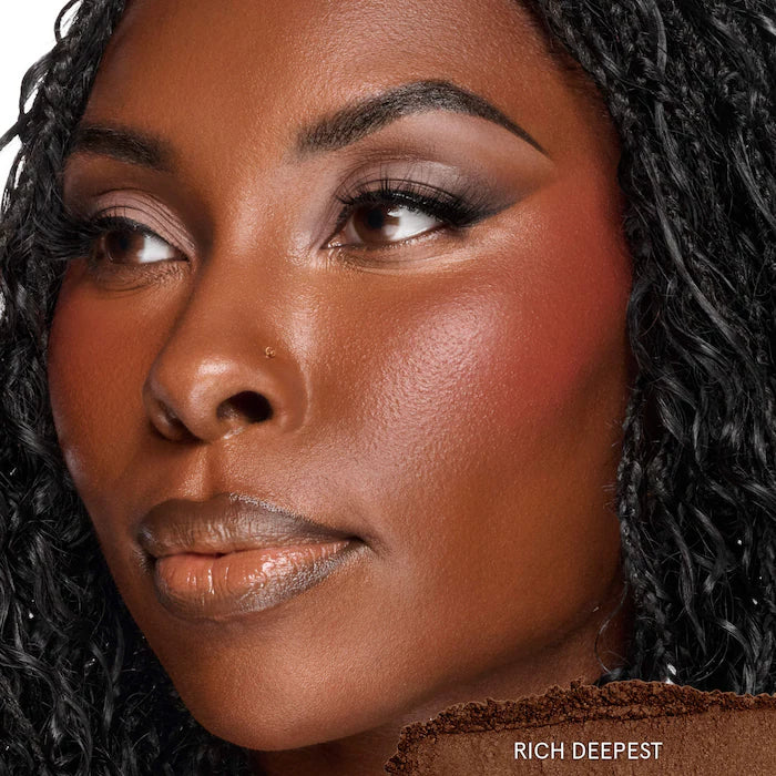 Bouclé Silk Airbrushed Talc-Free Finishing Powder (Polvo Compacto)