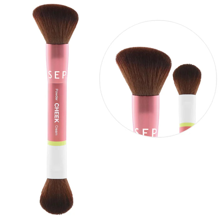 Dual Ended Cheek Brush (Brocha De Maquillaje Dúo Para Rubor Y Contorno)